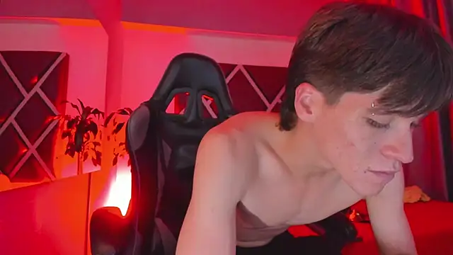 Axel_Royce 现场XXX聊天