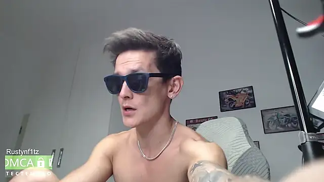 Czat XXX na żywo – Rustynf1tz_