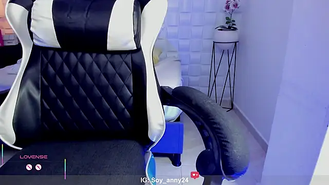 Chat +18 de anny_rouse24 ao vivo