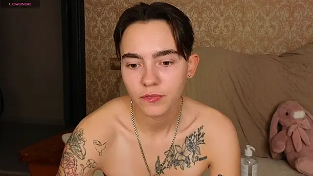 Lilihere_'s Live XXX Chat