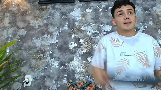 GoldenBoyDuon Live XXX chat