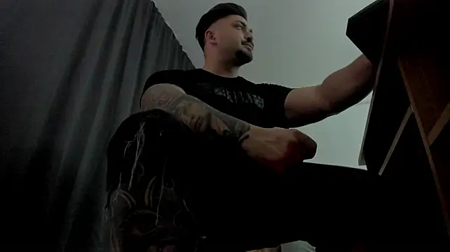 Czat XXX na żywo – TonyWinston