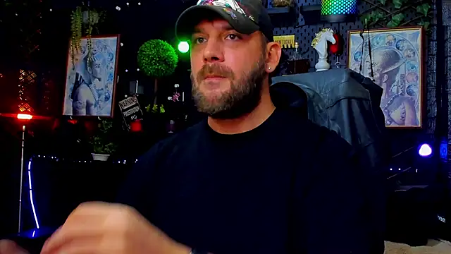 LexHardy Chat XXX in diretta