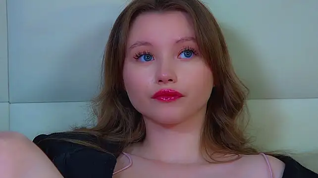 KeiraAsti's Live XXX Chat