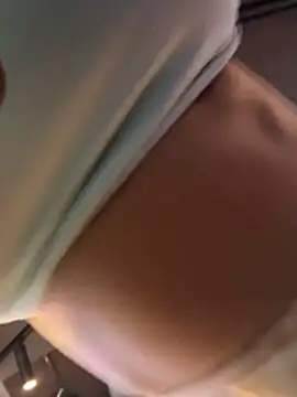 Živý XXX chat F3ckd0lllucy