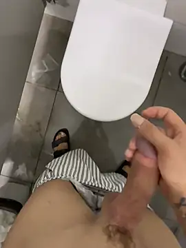 XXX chat uživo modela Turkishleo