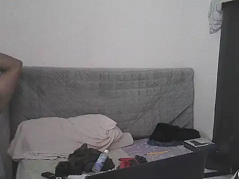alphalatinobearx webkamerás műsora