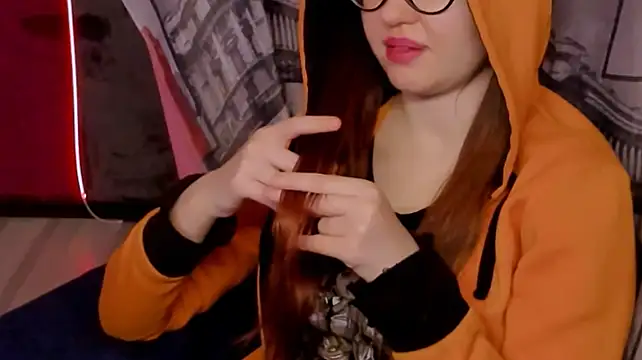CarolGiggly Chat XXX live