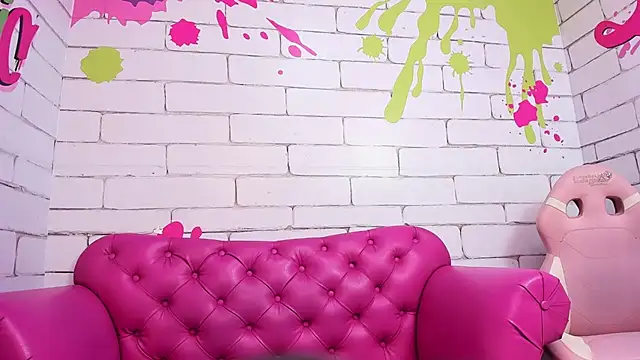 AriaMoonnn's Live XXX Chat