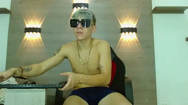 Gaeliitto 라이브 XXX 채팅
