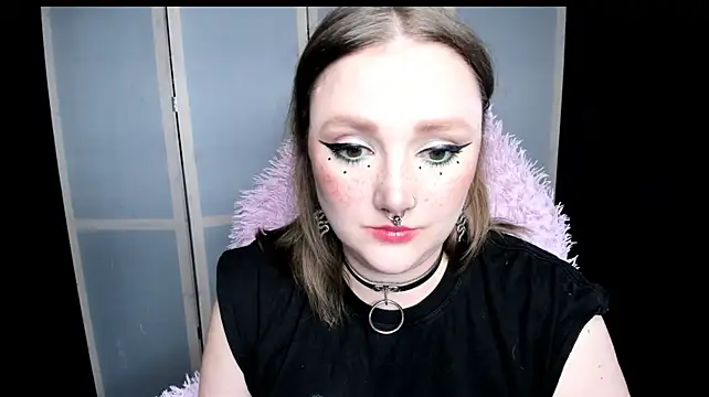 YourDyingBride's Live XXX Chat