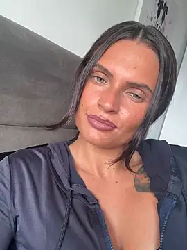 Chat +18 de Destinylovex ao vivo