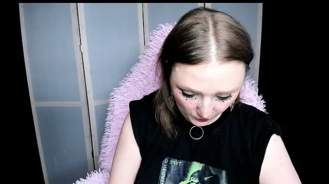 YourDyingBride's Live XXX Chat