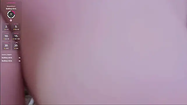 white-boo élő XXX-chatje