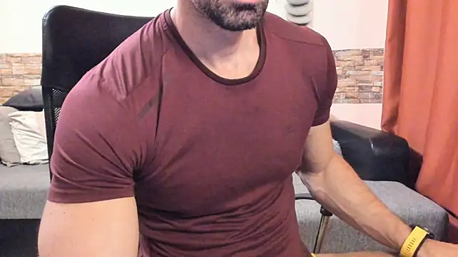 Chat +18 de HotHunkTrainer ao vivo