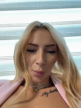 AngieShae Live XXX Chat