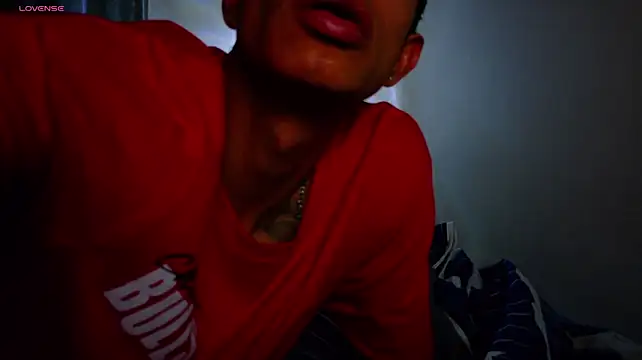 Chat XXX ao vivo de ethanblakee