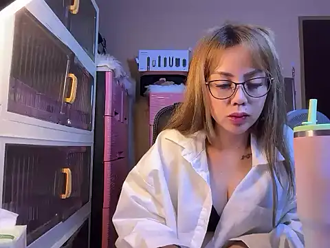 LilyxGray 现场XXX聊天
