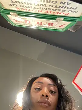 ChocoBliss' Live XXX Chat