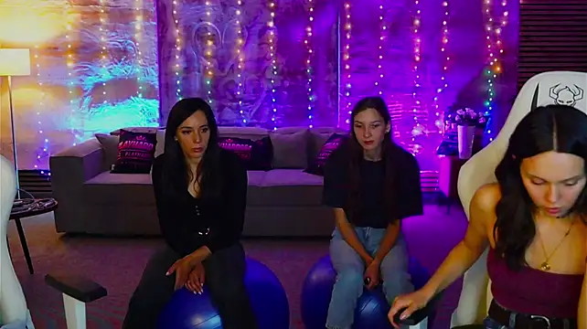 Evelyn054's Live XXX Chat