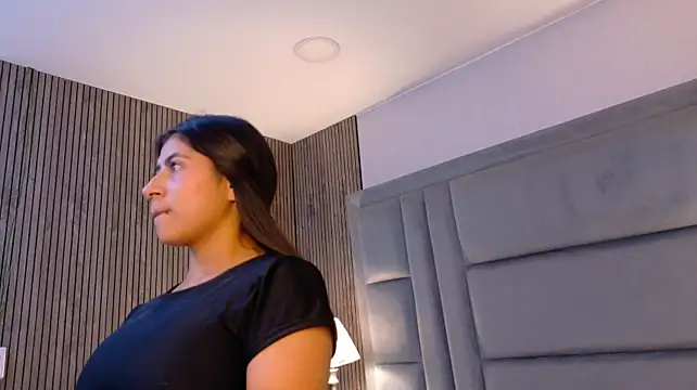 ScarletJons' Live XXX Chat