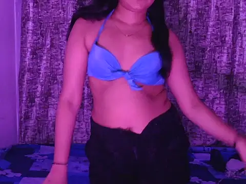 hot-nayraa's Live XXX Chat