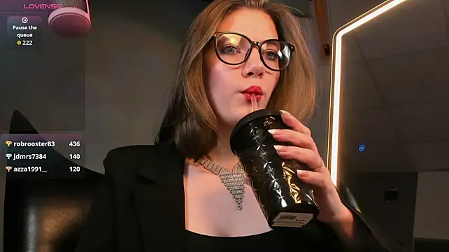 CathyAdams' Live XXX Chat