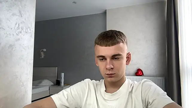 Czat XXX na żywo – SoloFury