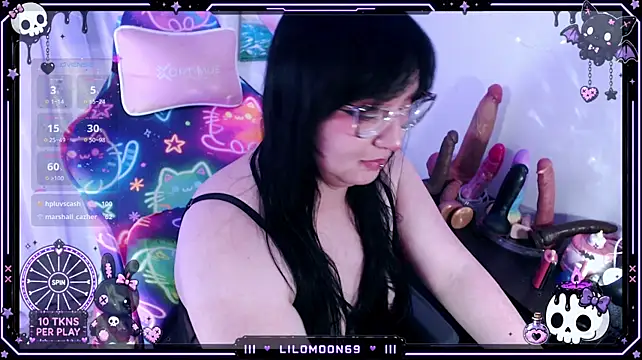แชท XXX สดของ LiloMoon69
