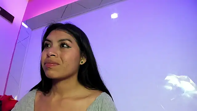 Chloe_Martini Live XXX-chat