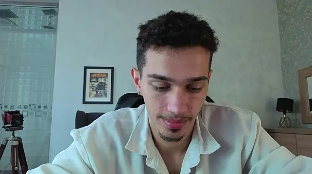Chatroom XXX en direct de KaydenDrew
