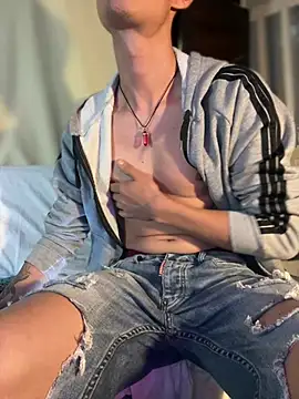 BoysLatin2026's Live XXX Chat