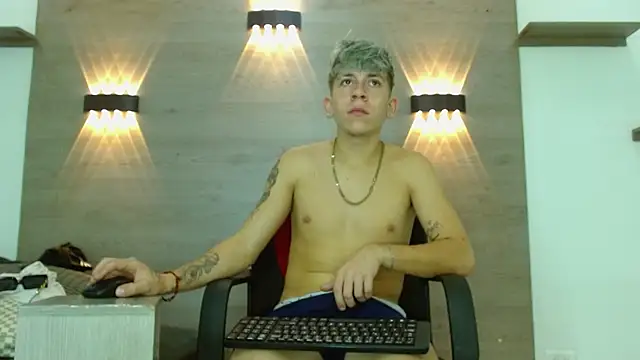XXX chat uživo modela Gaeliitto