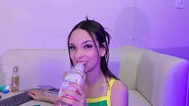 Zoe_444 Chat XXX live