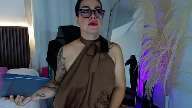 bunnykaty_'s Live XXX Chat