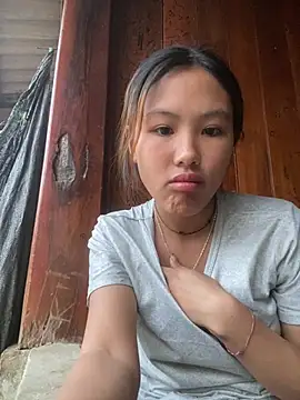 hoa_mai's Live XXX Chat