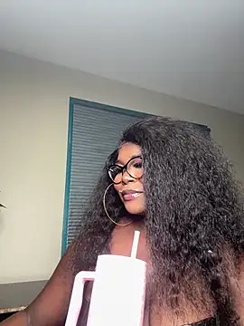 دردشة WomanNextdoor1 الجنسية المباشرة