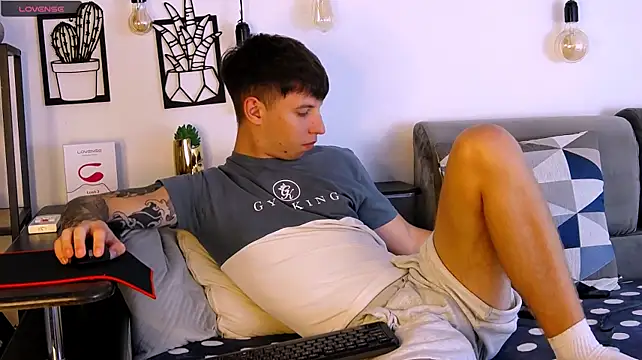 ThomasEdisonn Chat XXX live