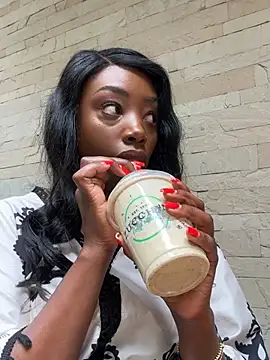 ChocoBliss' Live XXX Chat