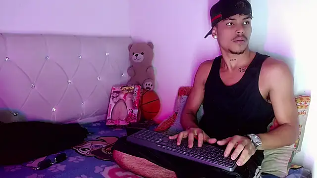 Angel_foxc13's Live XXX Chat