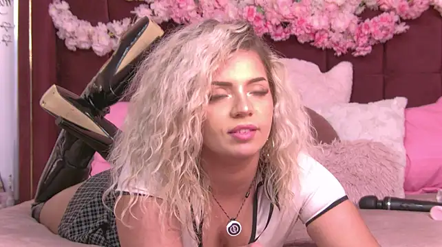 maddisonblush's Live XXX Chat