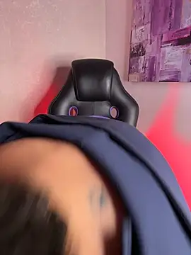 Czat XXX na żywo – Dominik_Souza