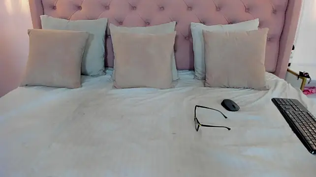 Czat XXX na żywo – nicelle_ribbon