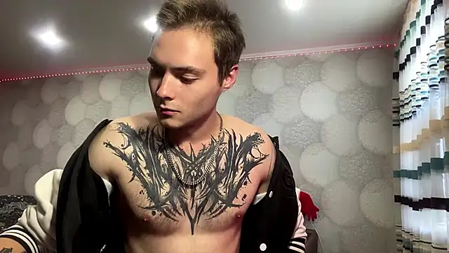 Chat XXX ao vivo de ErnestTarlet