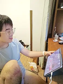 Charliez0088 现场XXX聊天