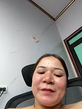 Miu_bong 即時 XXX 聊天