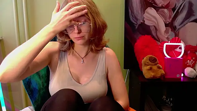juicyPennyn Live XXX chat