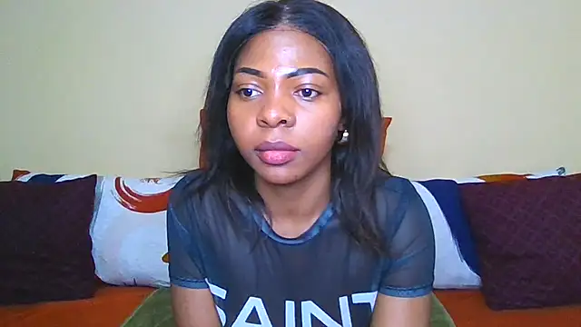 DiamondLuv29's Webcam Show