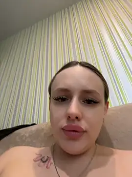 Baby_Lisaaan Chat XXX in diretta