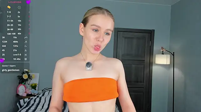 Chat +18 de PamCasida ao vivo